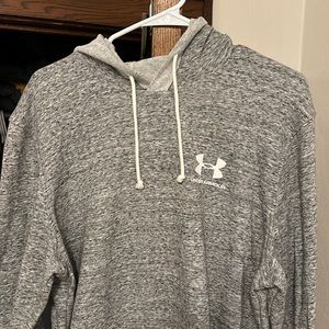 Under Armour XL Light Hooded Sweatshirt